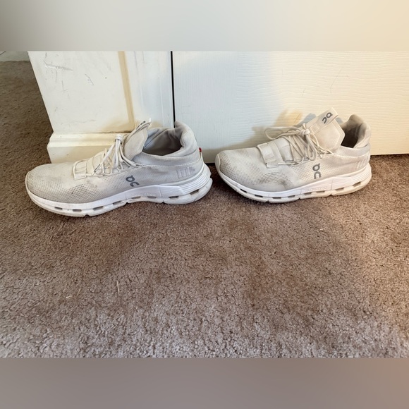 Women’s On Running Cloudnova Sneakers - Picture 4 of 9